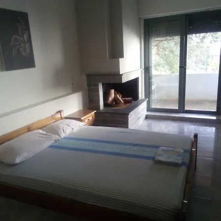 Small Maisonette Διαμέρισμα *