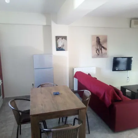 Small Maisonette * Patras